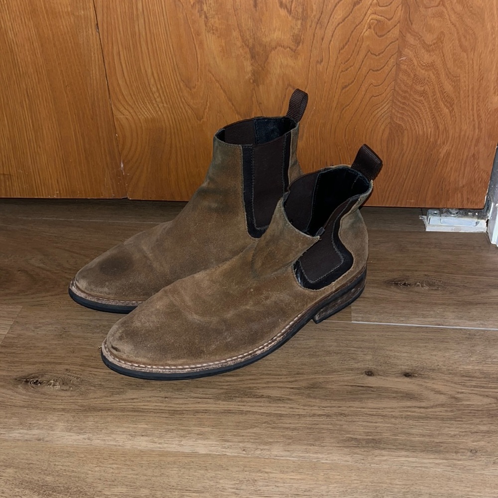 Thursday Duke (Chelsea boots) - Honey Suede